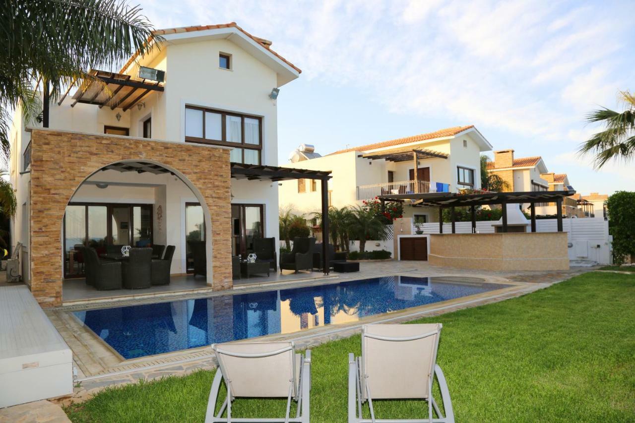איה נאפה Ionion Beachfront Villa מראה חיצוני תמונה